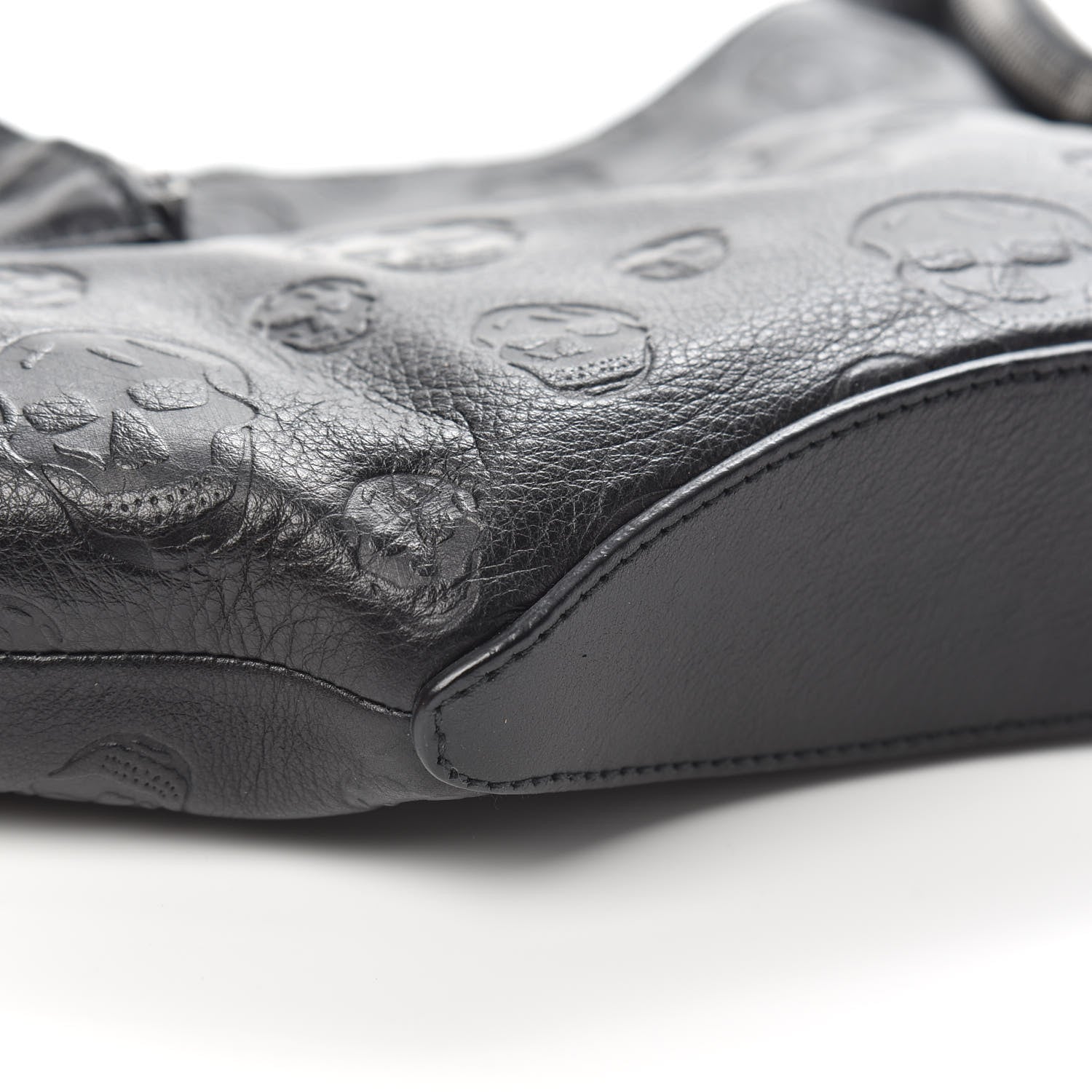 Alexander McQueen Calfskin Skull Embossed De Manta Clutch Black 9 of 12