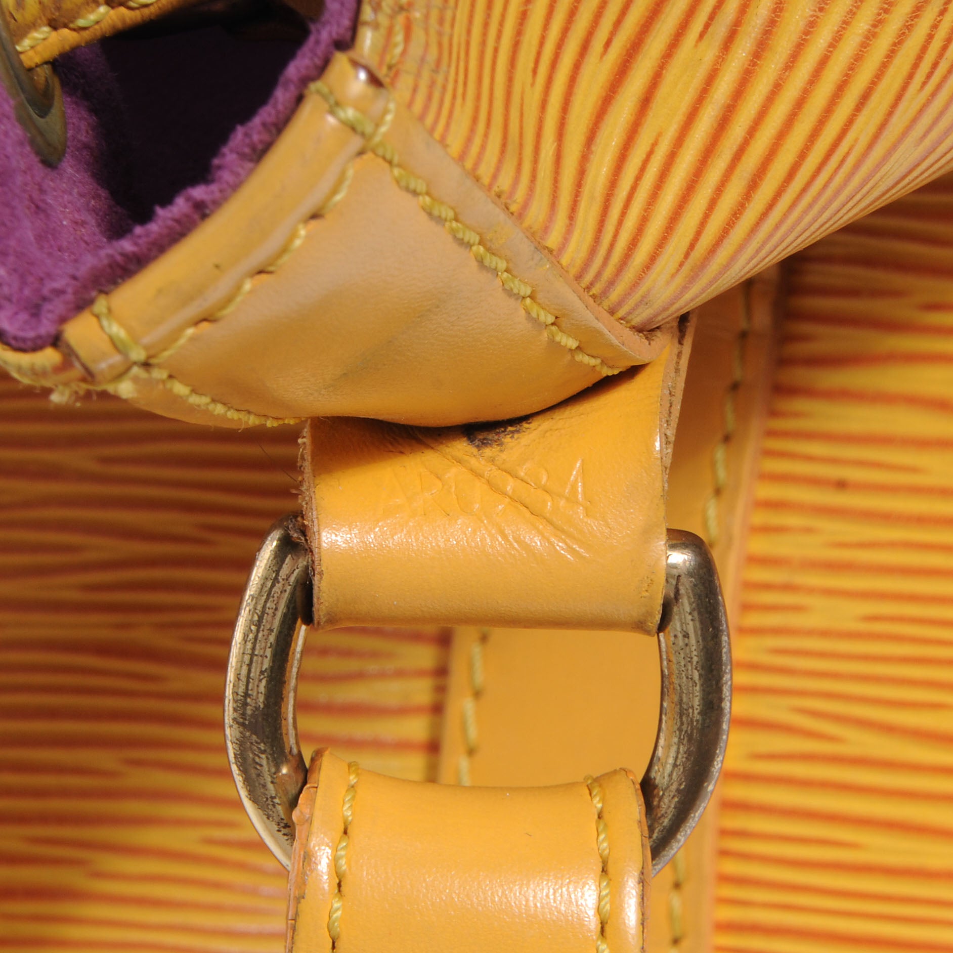 Louis Vuitton Epi Leather Noe Tassil 6 of 8