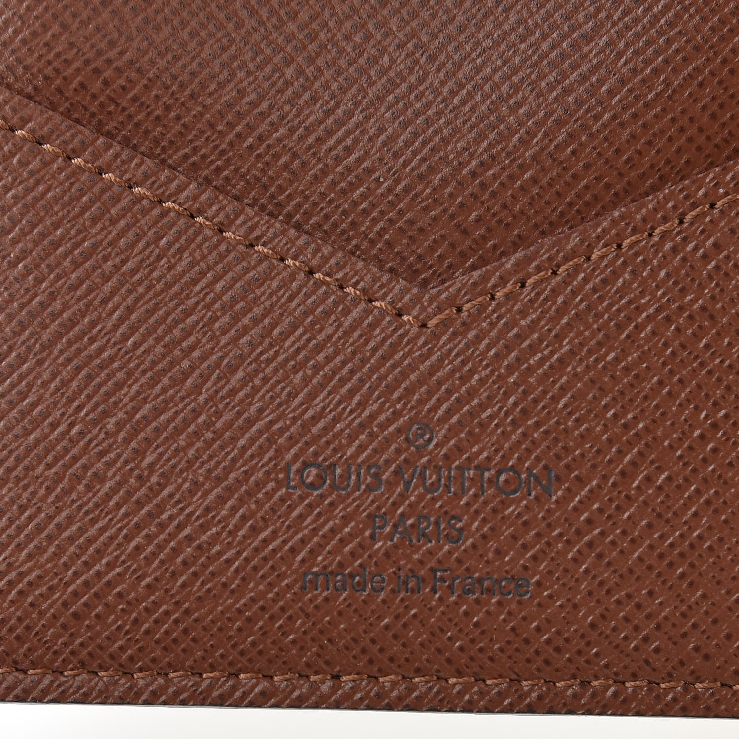 Louis Vuitton Monogram Passport Cover 6 of 7
