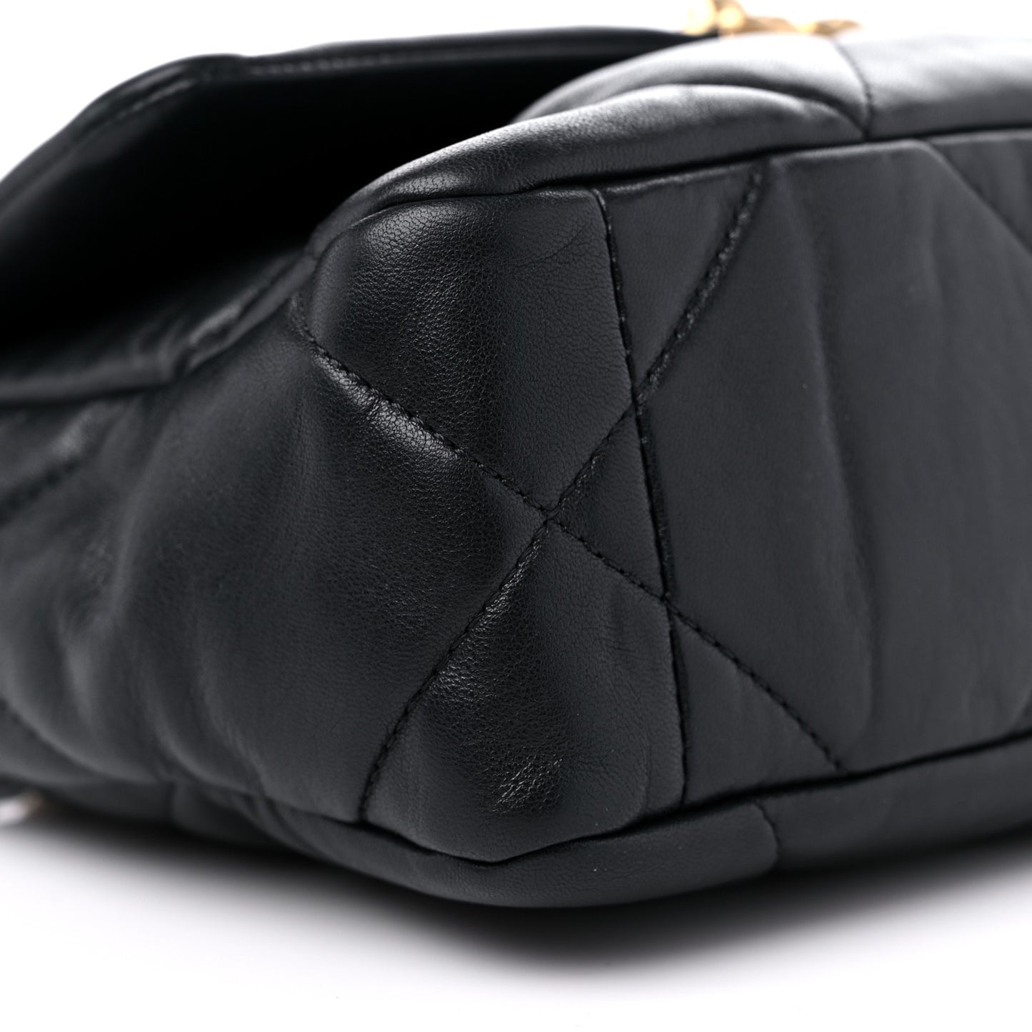 Lambskin Quilted Medium Chanel 19 Flap Black