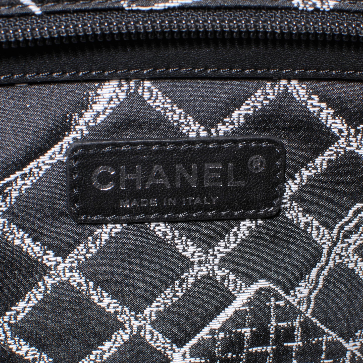 Calfskin 31 Rue Cambon Large Tote Black