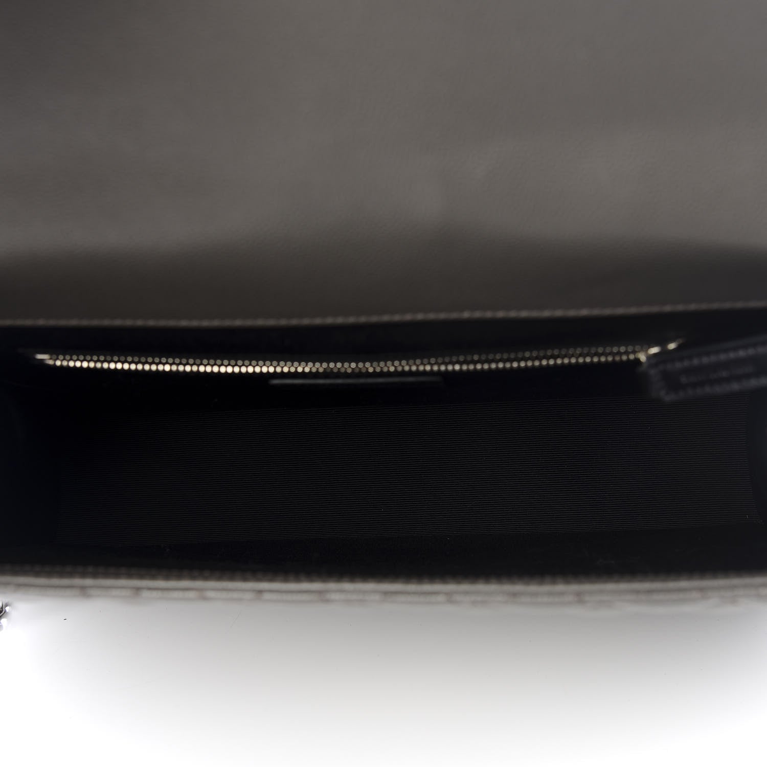 Saint Laurent Grain De Poudre Textured Mixed Matelasse Large Triquilt Monogram Satchel Earth 4 of 8