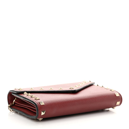 Valentino Garavani Pebbled Calfskin Rockstud Envelope Wallet on Chain Rubino 4 of 13
