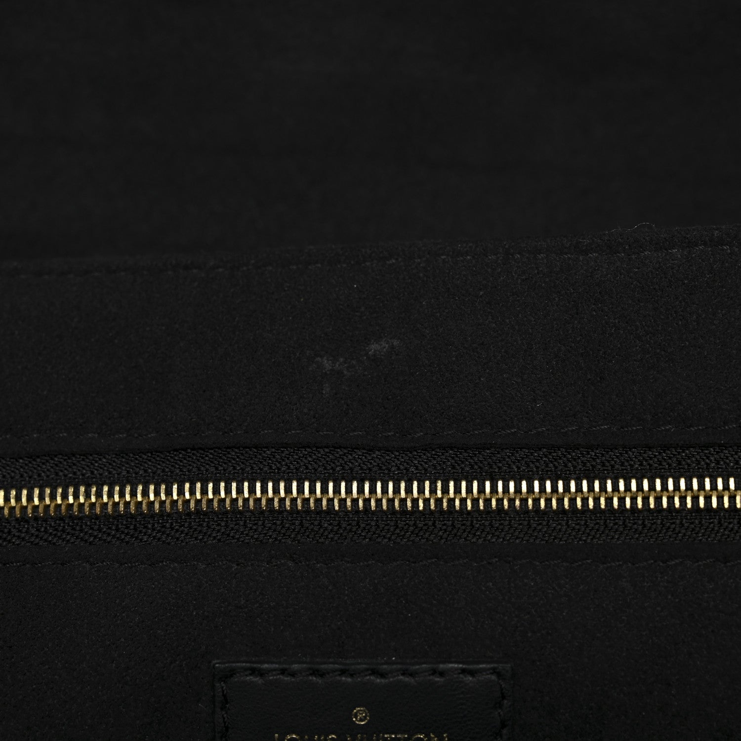 Louis Vuitton Lambskin Flower Quilted Twist Shoulder Bag GM Black 11 of 12