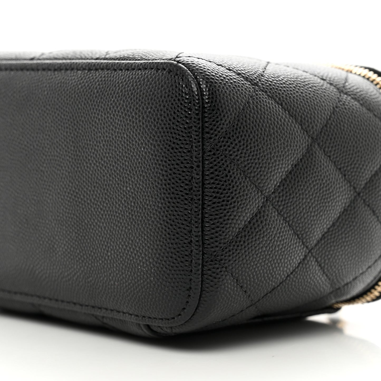 Caviar Quilted Small Vanity Case With Chain Black
