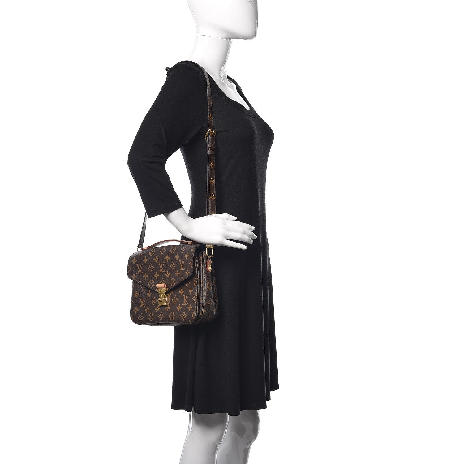 Louis Vuitton Monogram Pochette Metis 2 of 9