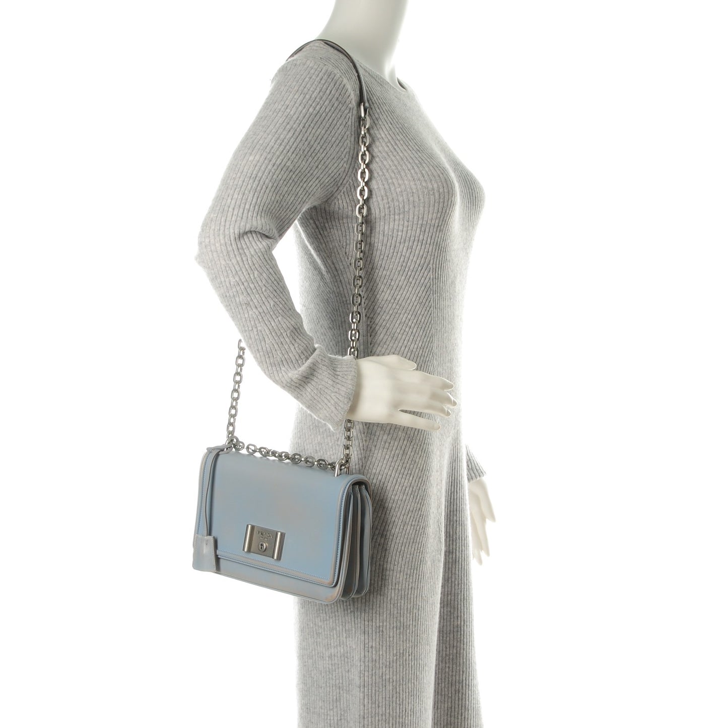 Vitello Vintage Metal Closure Shoulder Bag Light Blue