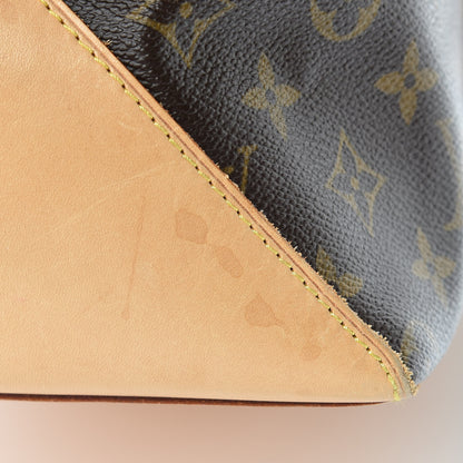 Louis Vuitton Monogram Cabas Mezzo 13 of 18