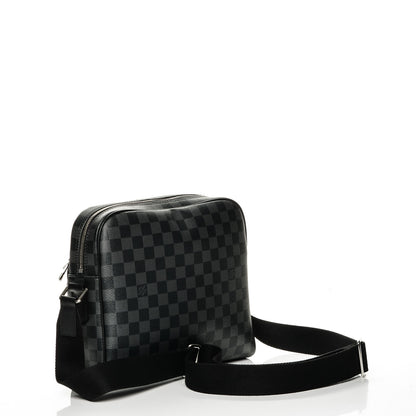 Louis Vuitton Damier Graphite Dayton Reporter PM 3 of 6