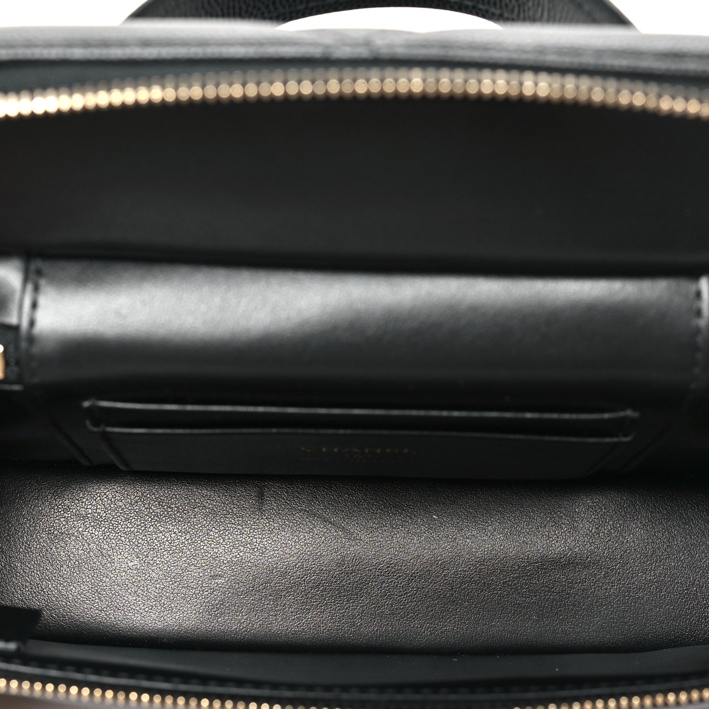 Caviar Quilted Top Handle Slim Vanity With Chain Black