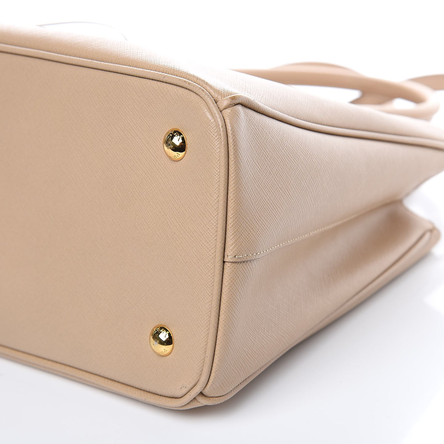 Saffiano Lux Medium Tote Sabbia