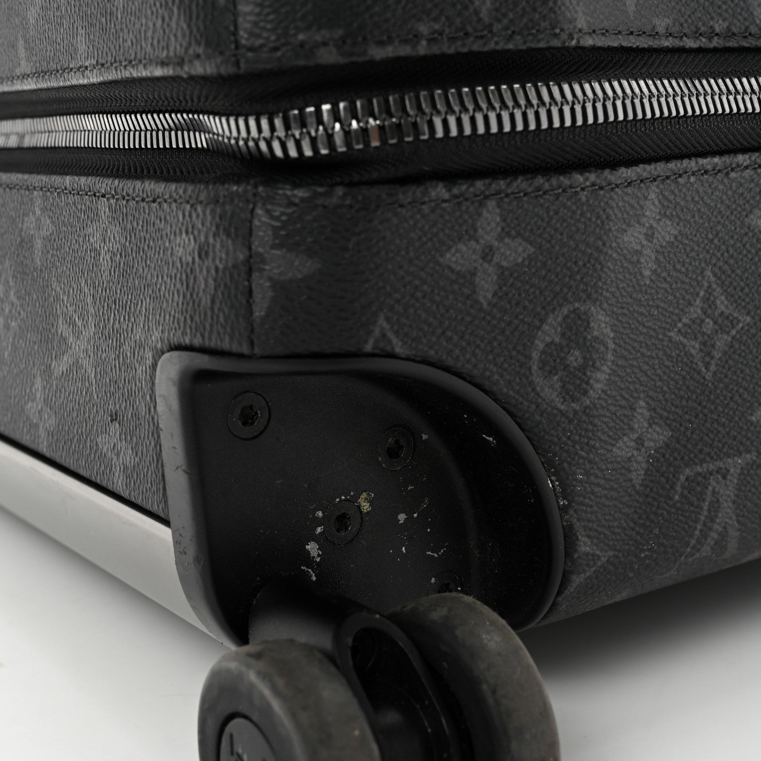 Louis Vuitton Monogram Eclipse Horizon 55 14 of 14