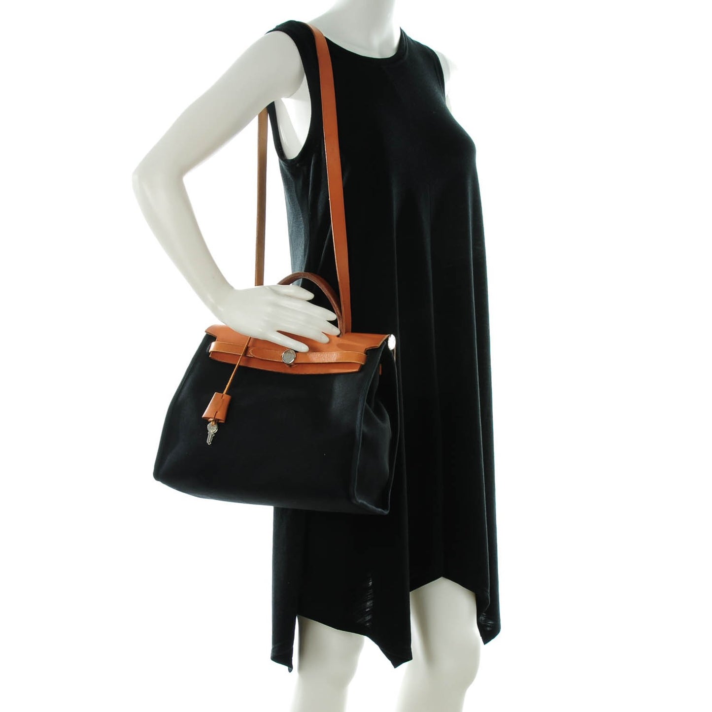 Toile Vache Calfskin Herbag 30 PM Black Natural