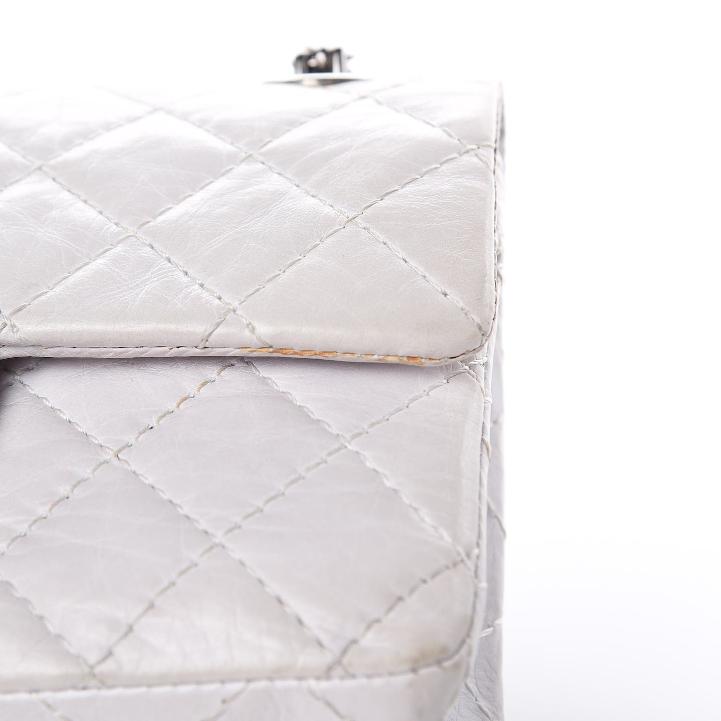 Aged Calfskin 50th Anniversary 2.55 Reissue 224 Flap White