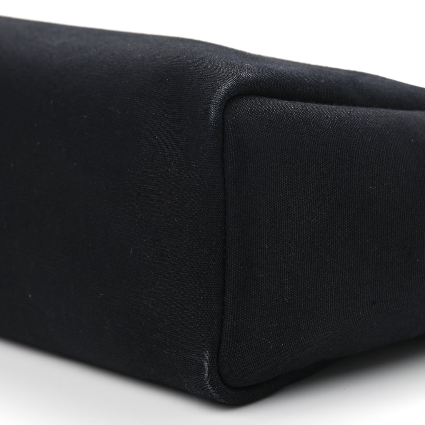 Toile Vache Calfskin Herbag 30 PM Black