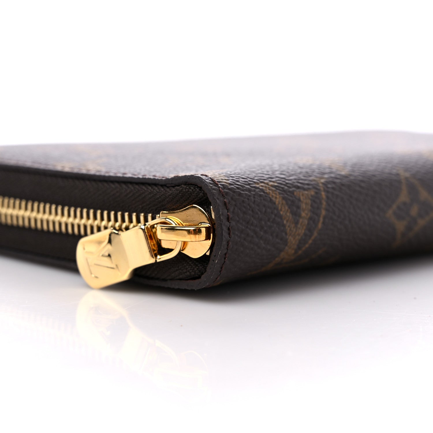 Louis Vuitton Monogram Zippy Organizer Wallet 7 of 11
