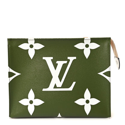 Louis Vuitton Monogram Giant Toiletry Pouch 26 Kaki 1 of 6