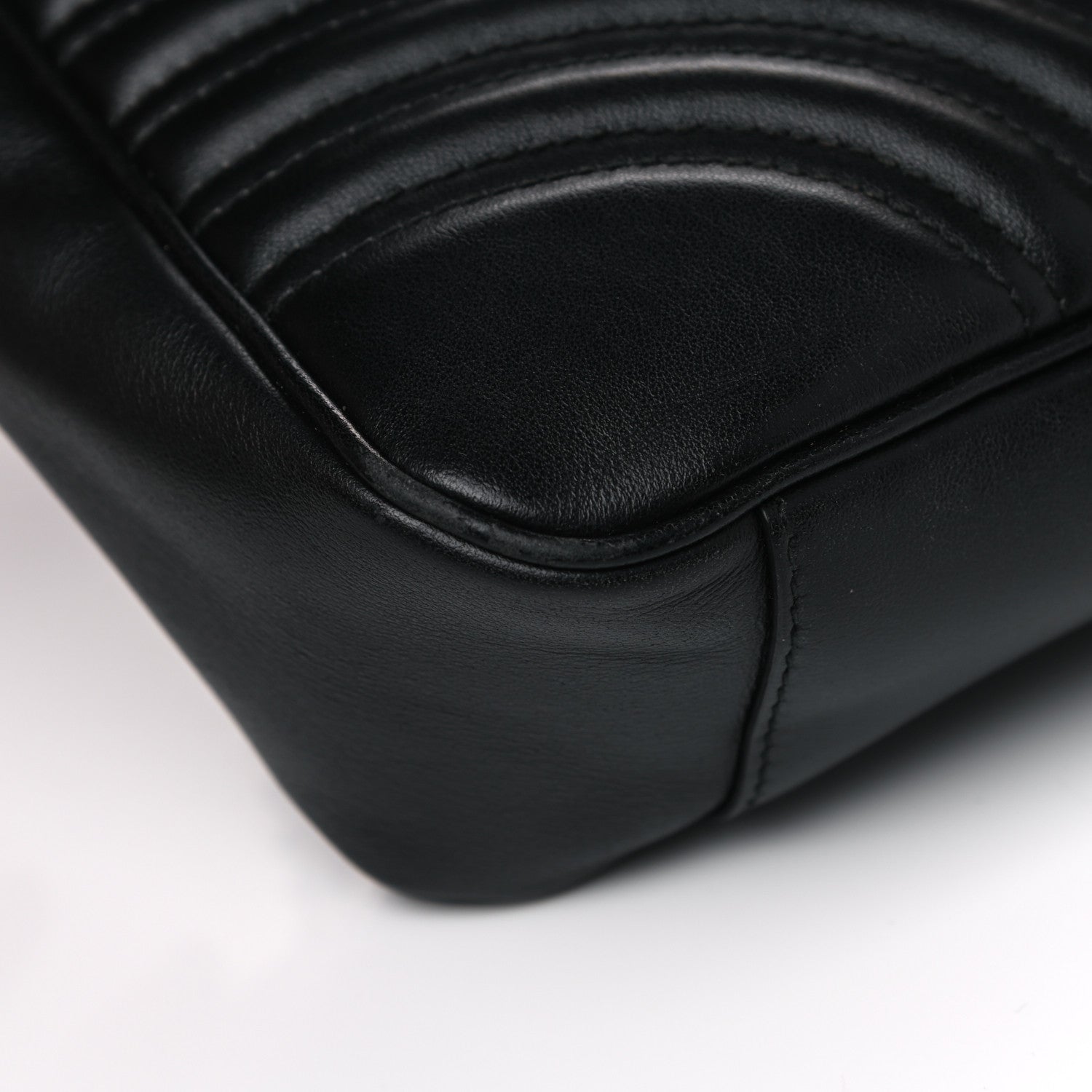 Gucci Calfskin Matelasse Medium GG Marmont Shoulder Bag Black 10 of 19