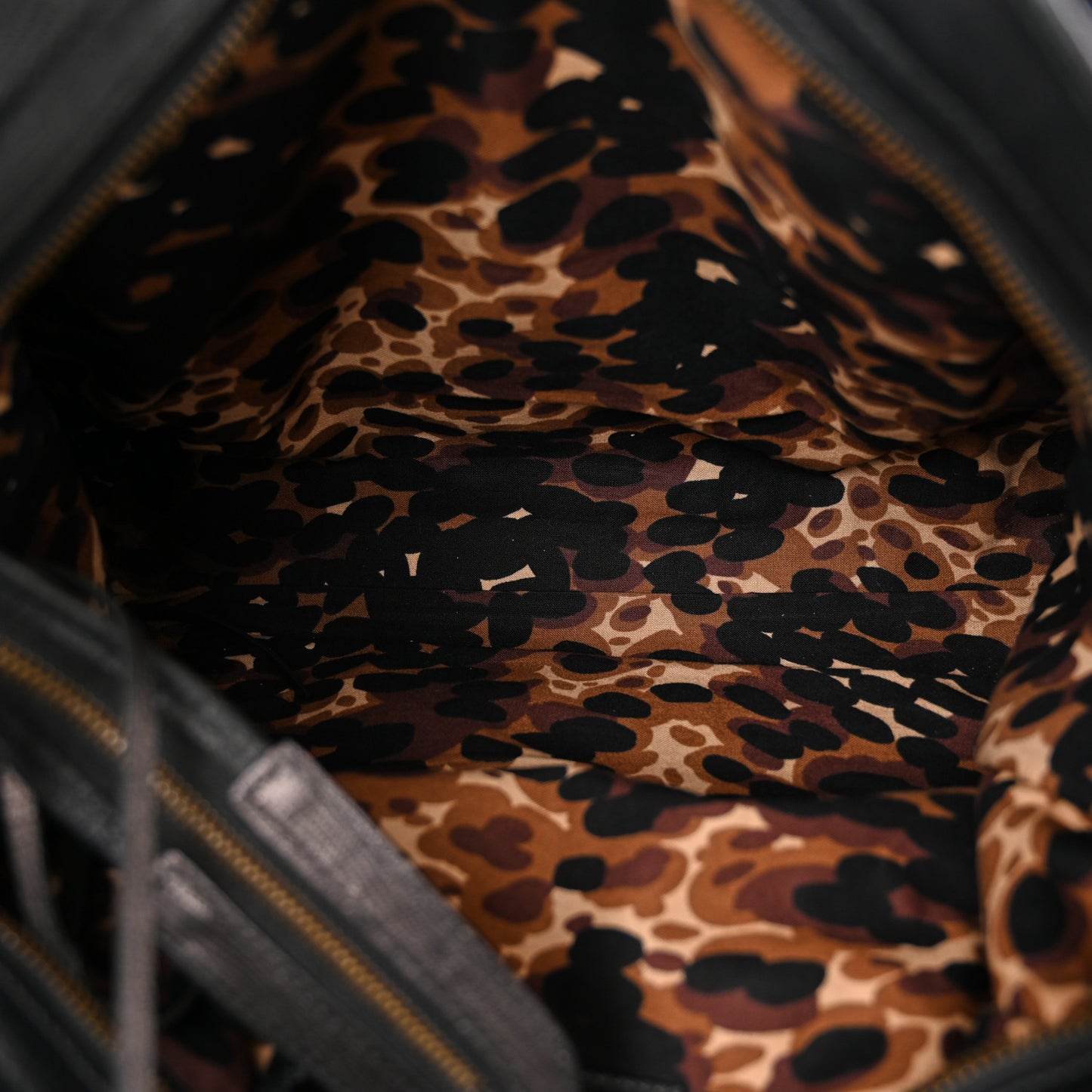 Calfskin Lizard Embossed Classic Hardware City Black
