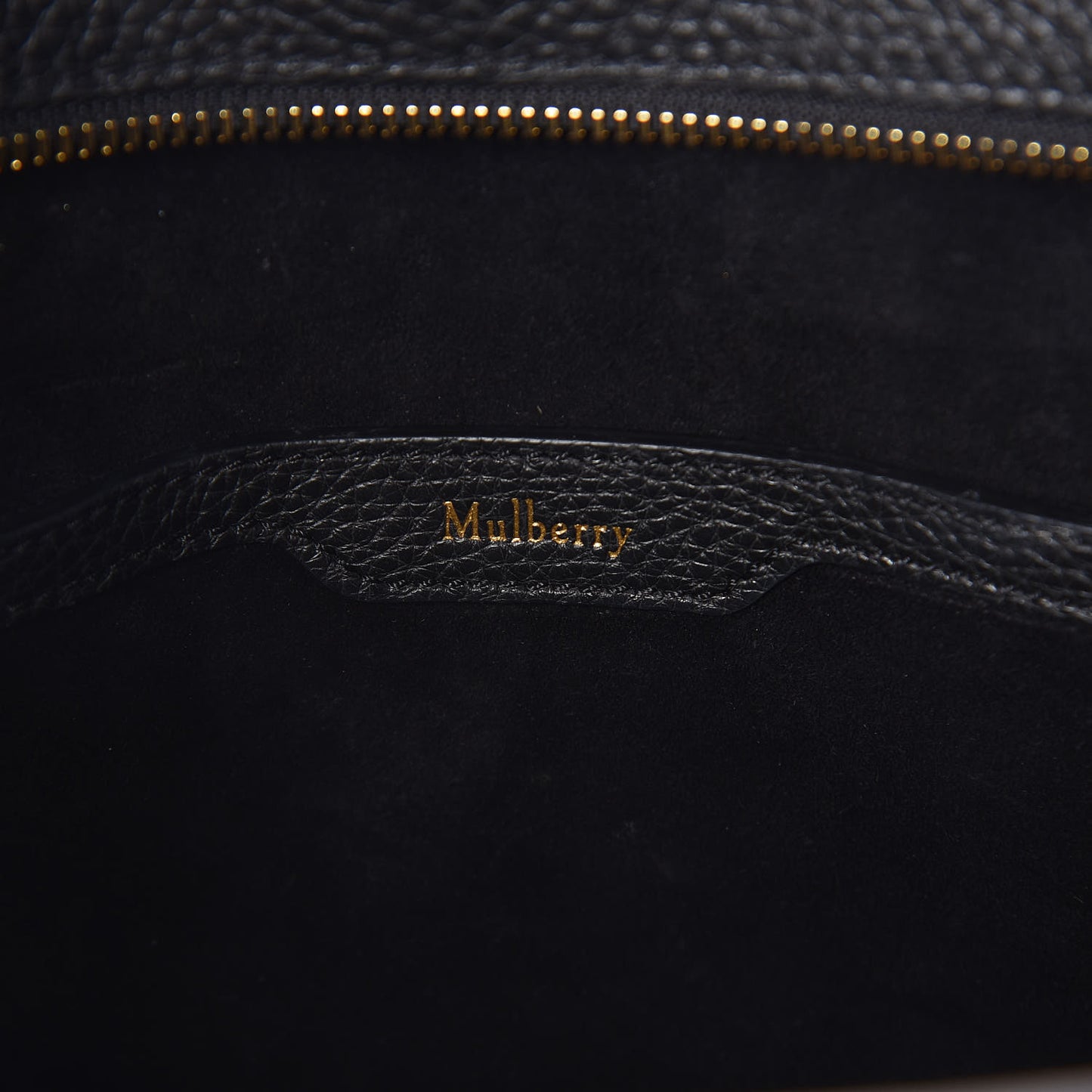 Classic Grain Small Bayswater Zip Tote Black