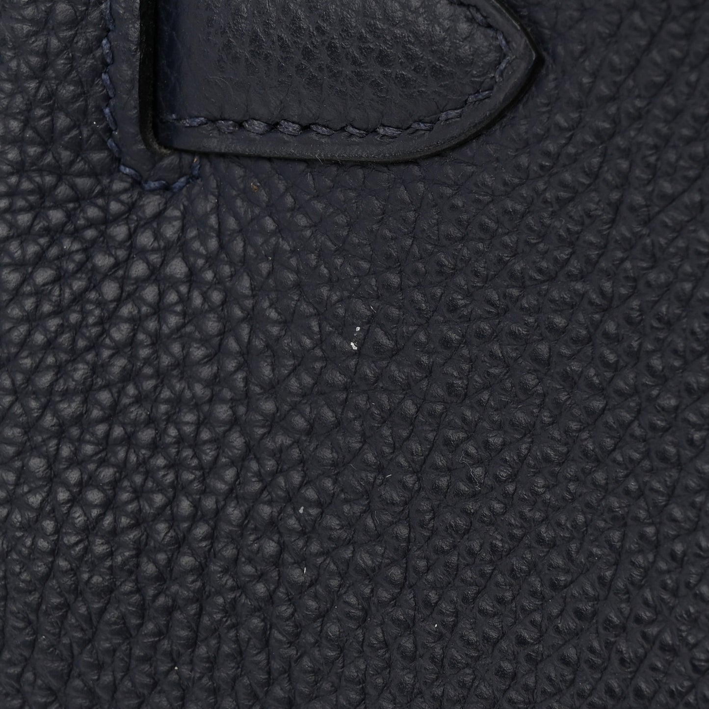 Togo Kelly Retourne 28 Bleu Nuit