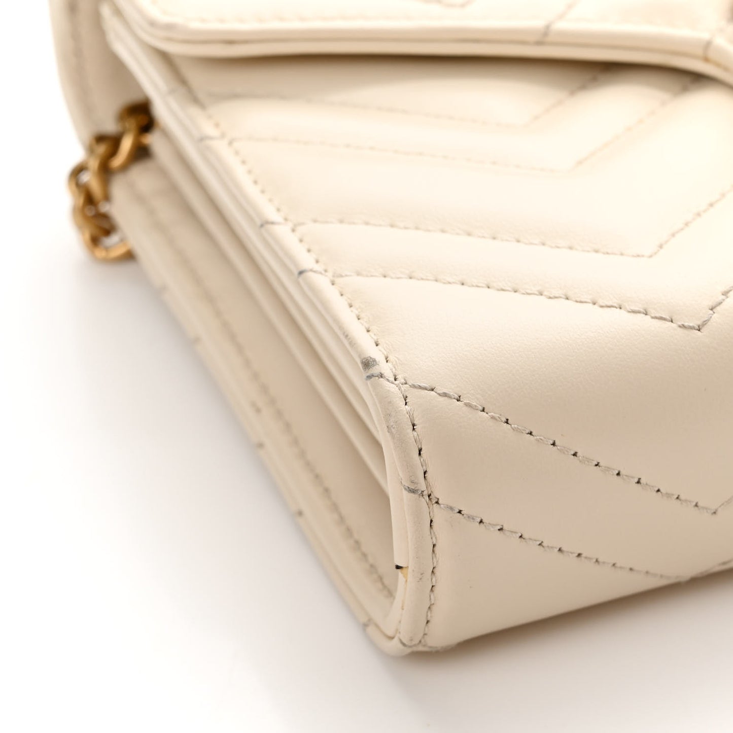 Calfskin Matelasse GG Marmont Chain Wallet Mystic White