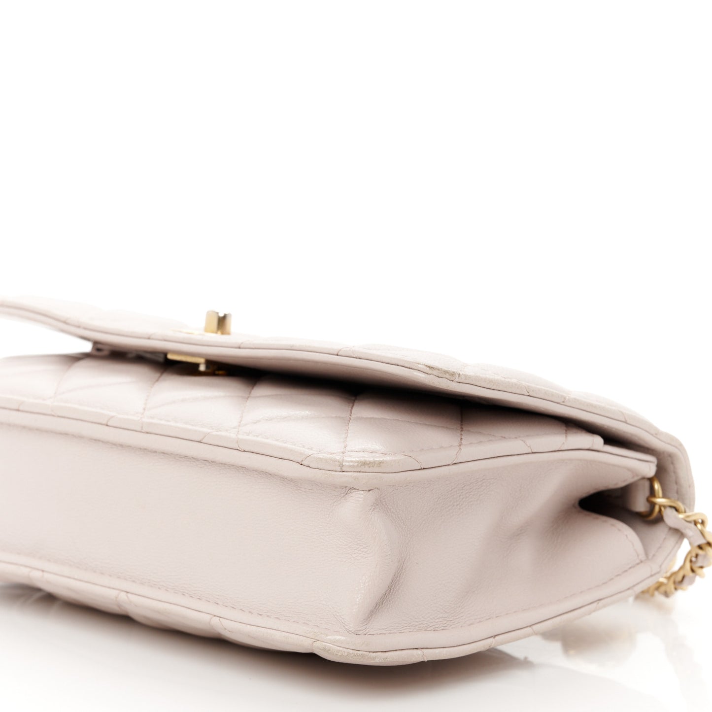 Lambskin Quilted CC Pearl Crush Wallet on Chain WOC Light Purple