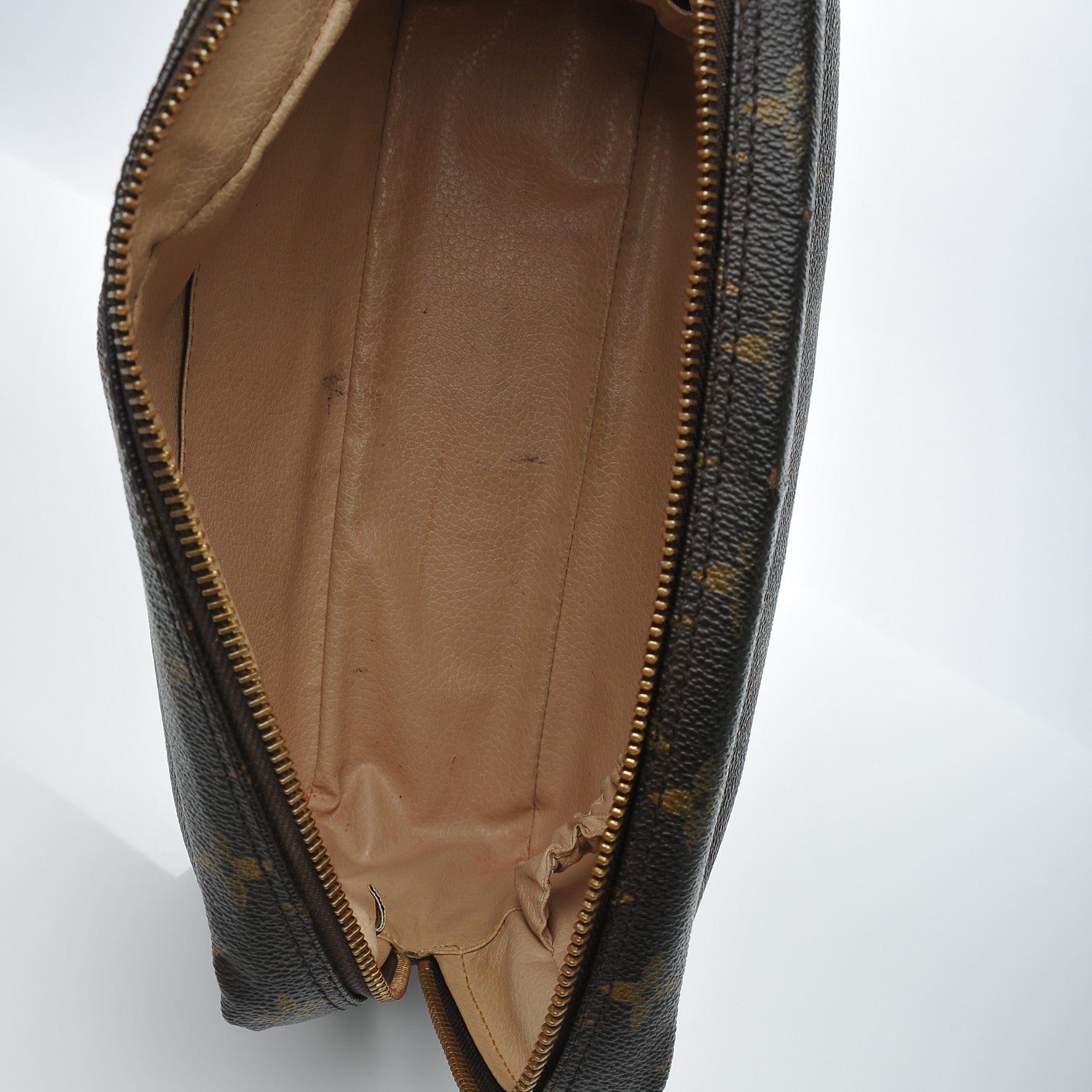 Louis Vuitton Monogram Trousse Toilette 28 5 of 7