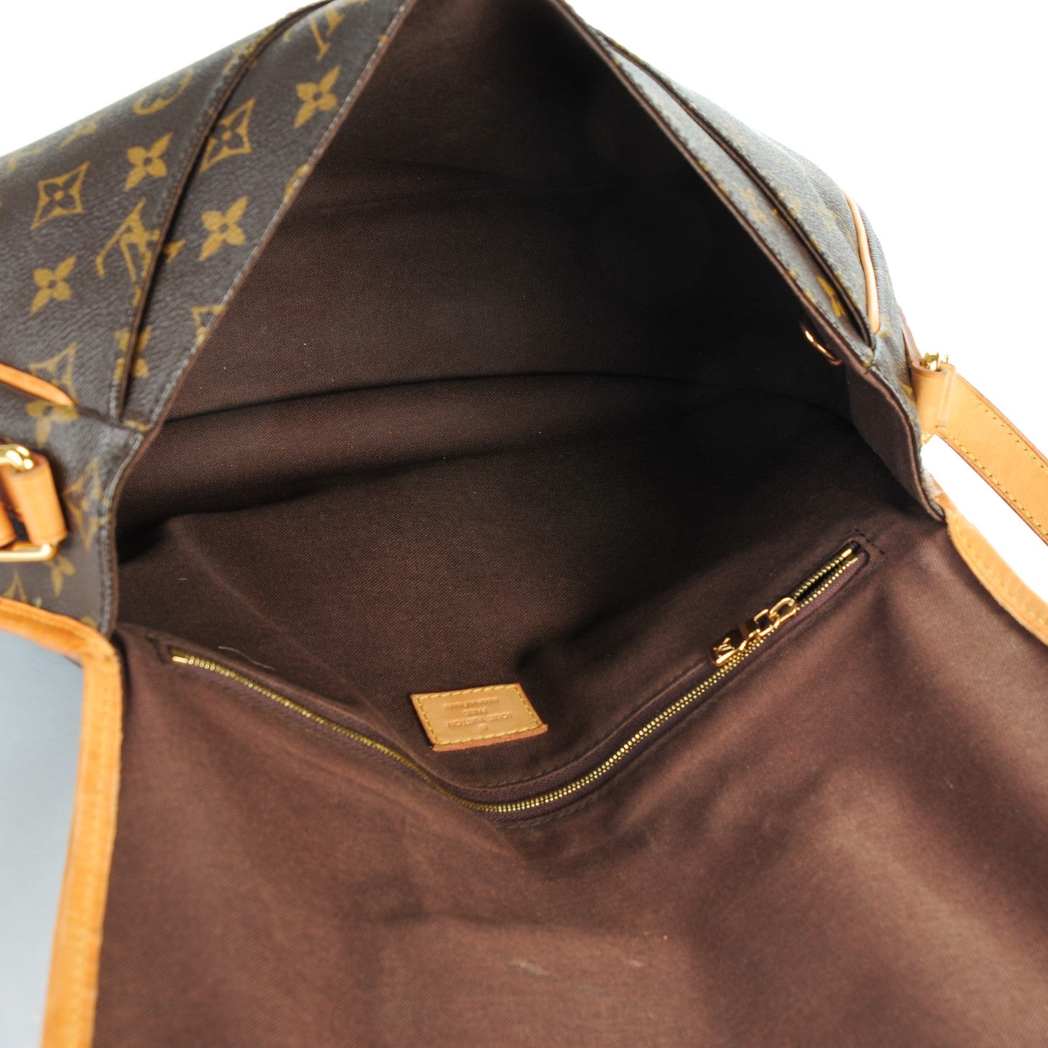 Louis Vuitton Monogram Menilmontant MM 5 of 7