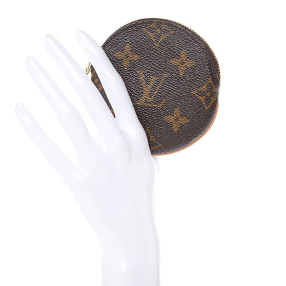 Louis Vuitton Monogram Round Coin Purse 2 of 6