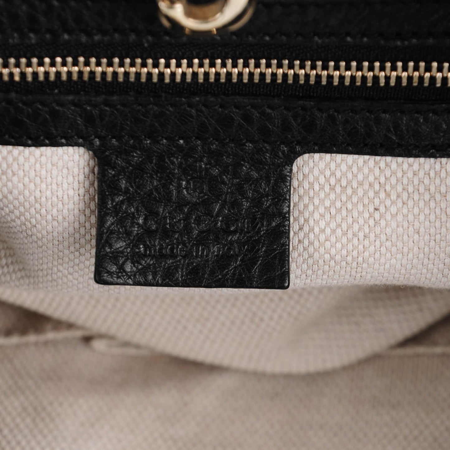 Pebbled Calfskin Medium Soho Chain Shoulder Bag Black