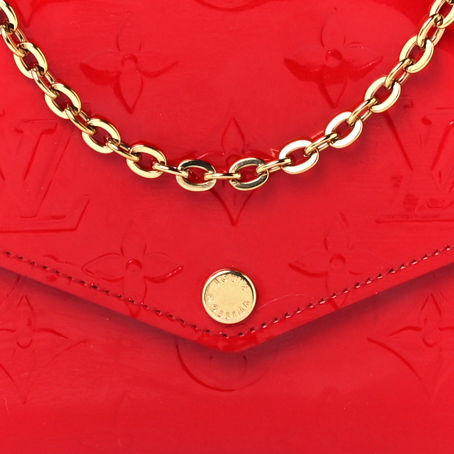 Vernis Felicie Pochette Chain Wallet Cherry