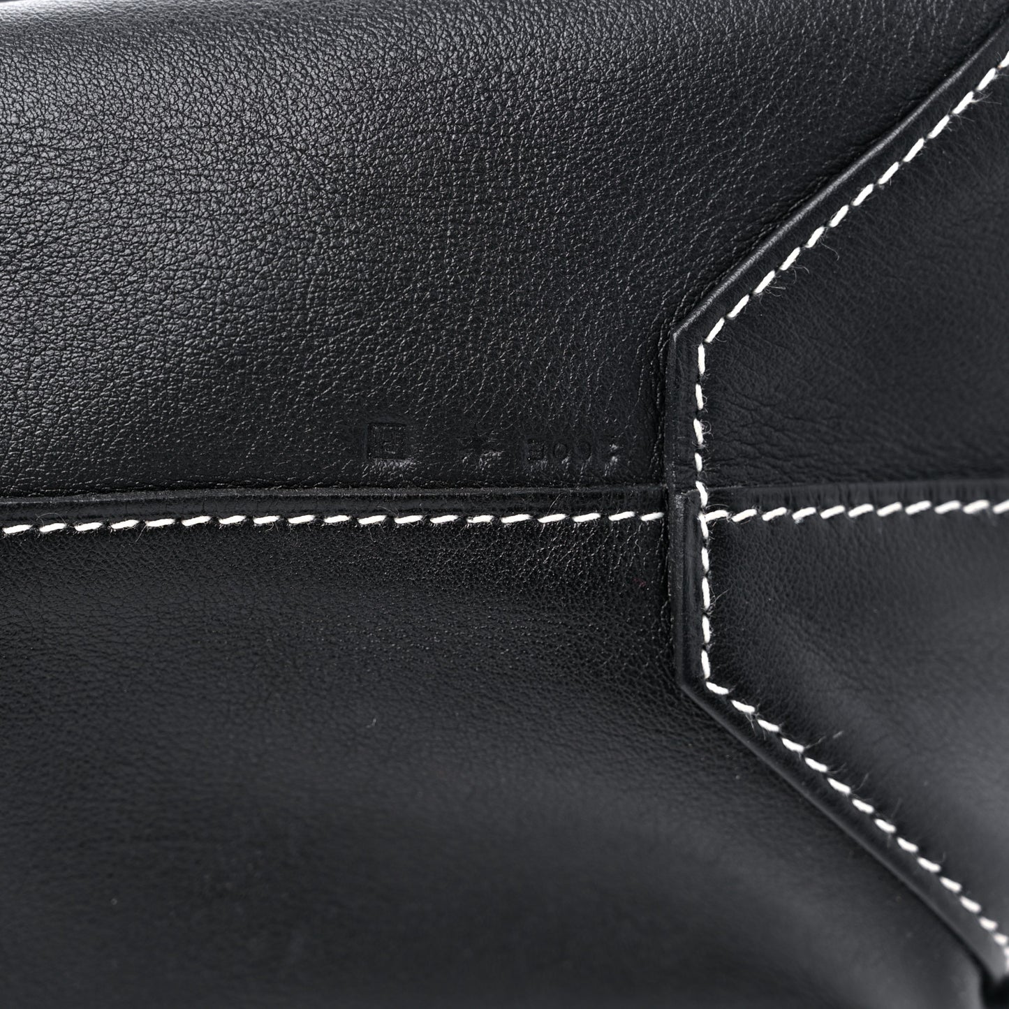 Veau Sikkim Taurillon Clemence Double Sens 36 Reversible Tote Black Graphite
