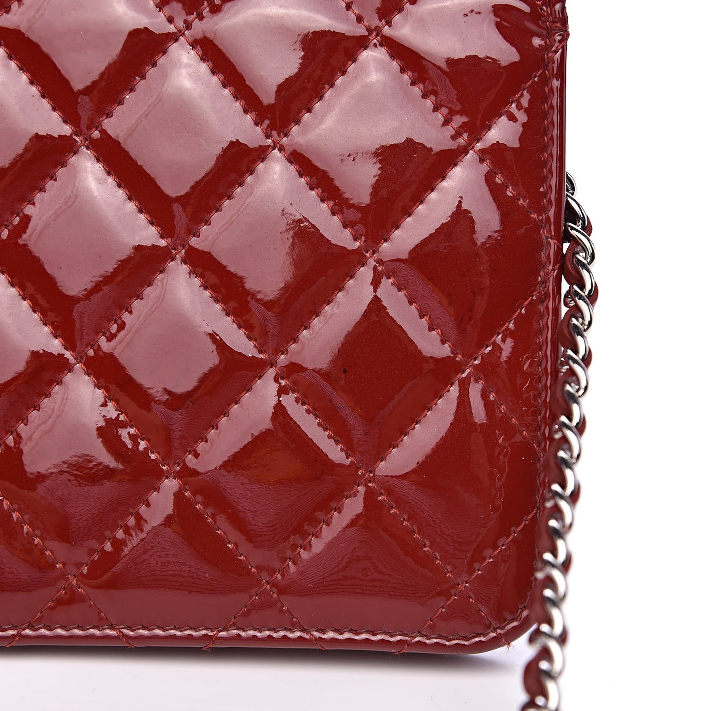 Patent Quilted Brilliant Wallet On Chain WOC Red