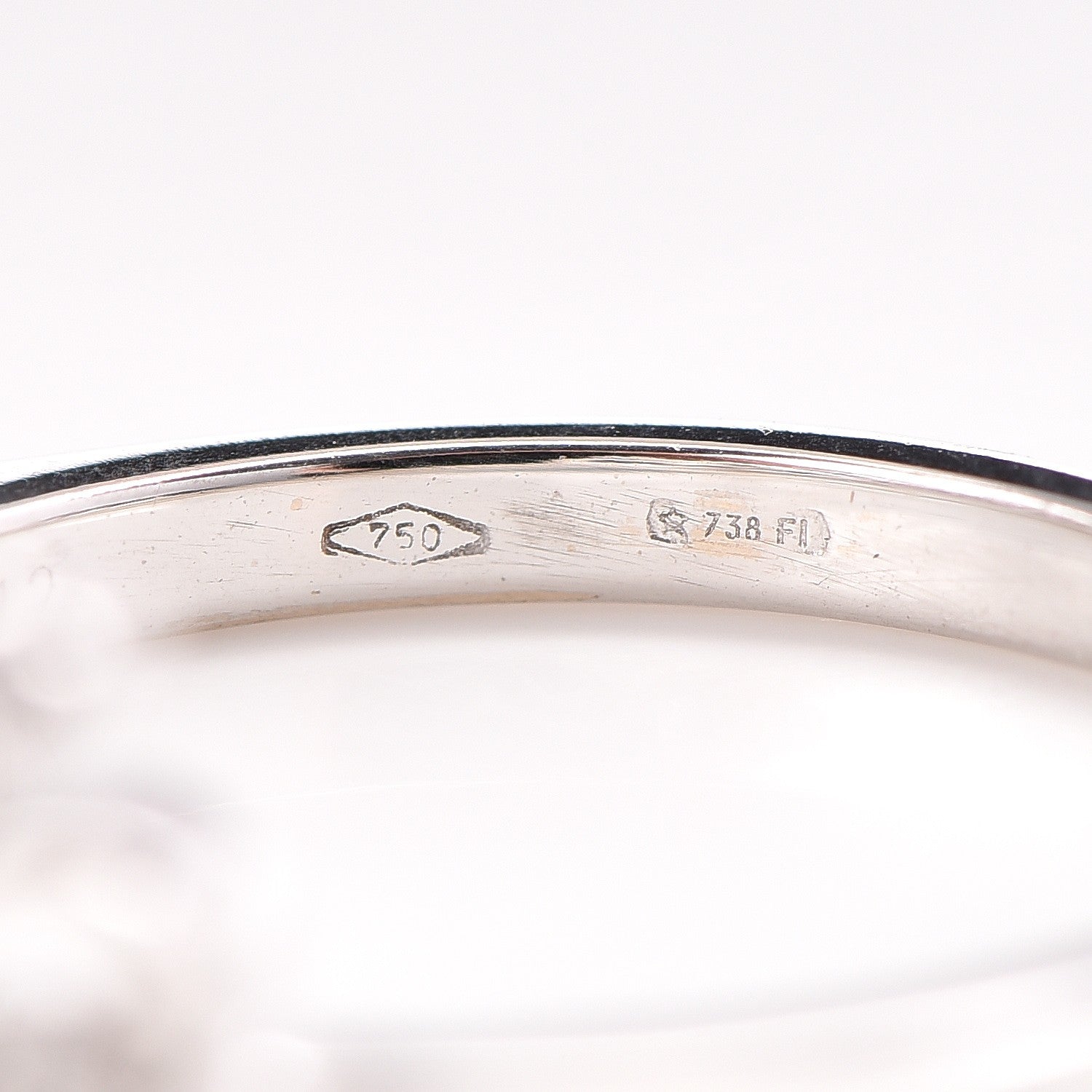 Gucci 18k White Gold Diamond Icon Thin Band Ring 51 5.75 4 of 5