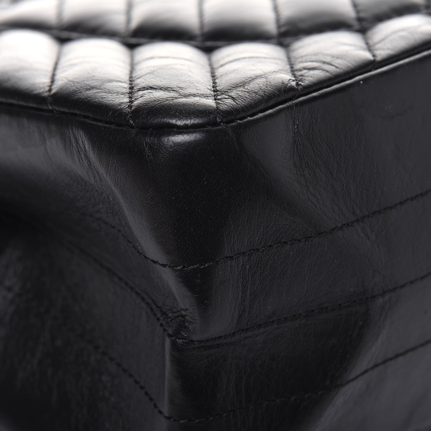 Chanel Aged Calfskin Chevron Quilted 2.55 Reissue 226 So Black 13 of 16