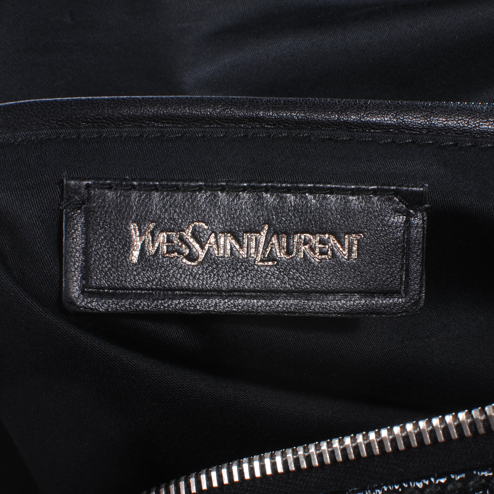 Saint Laurent Embossed Patent Medium Easy Sac Black 5 of 7