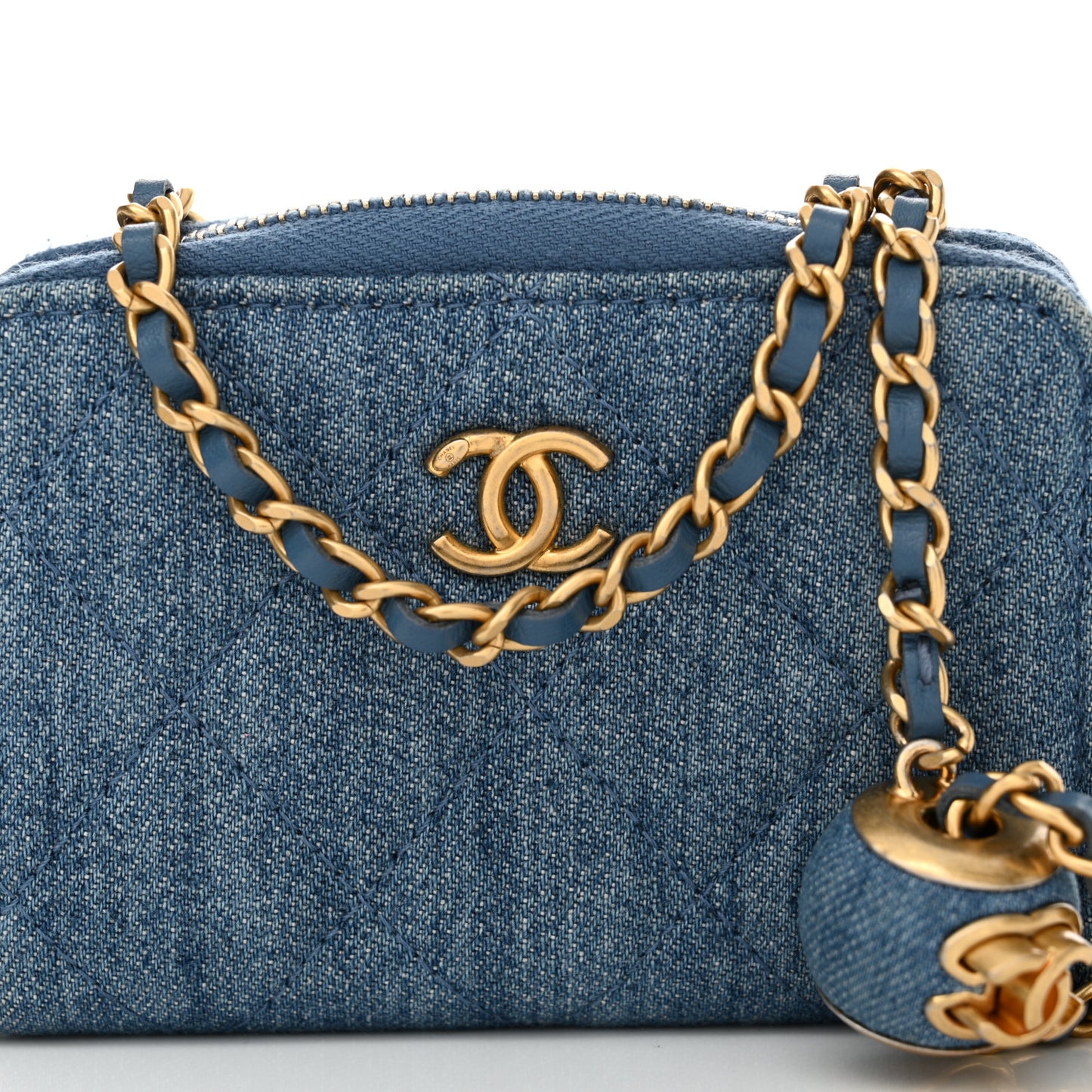 Denim Quilted CC Pearl Crush Zip Card Holder On Chain Blue