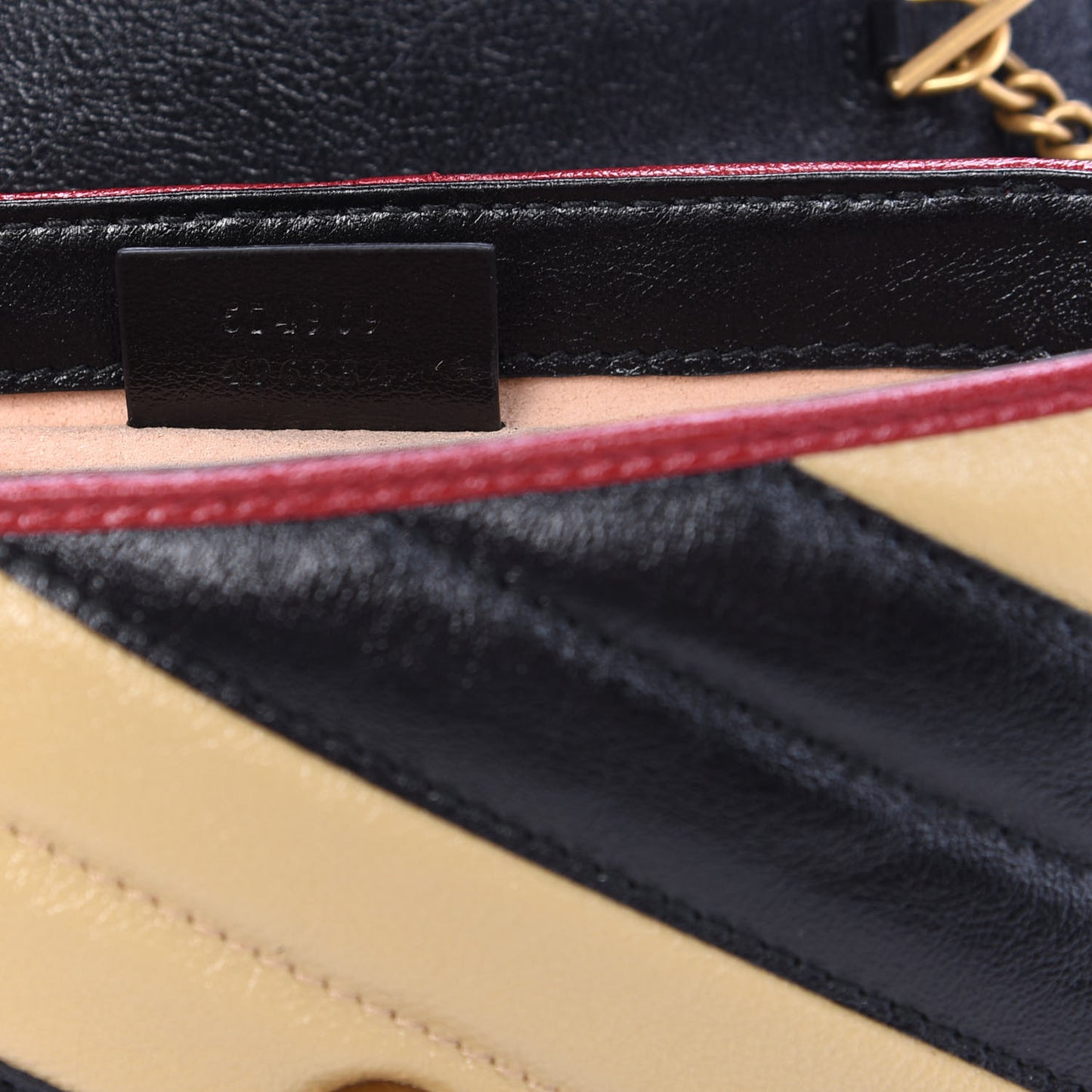 Vintage Effect Calfskin Matelasse Diagonal Striped Super Mini Torchon GG Marmont Shoulder Bag Black Beige