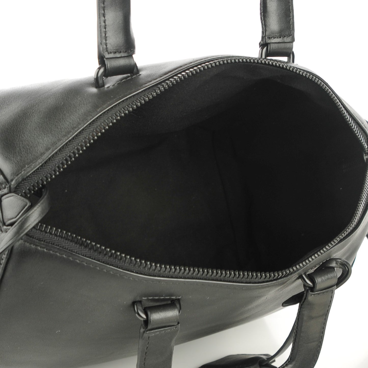 3.1 Calfskin Medium Wednesday Boston Black
