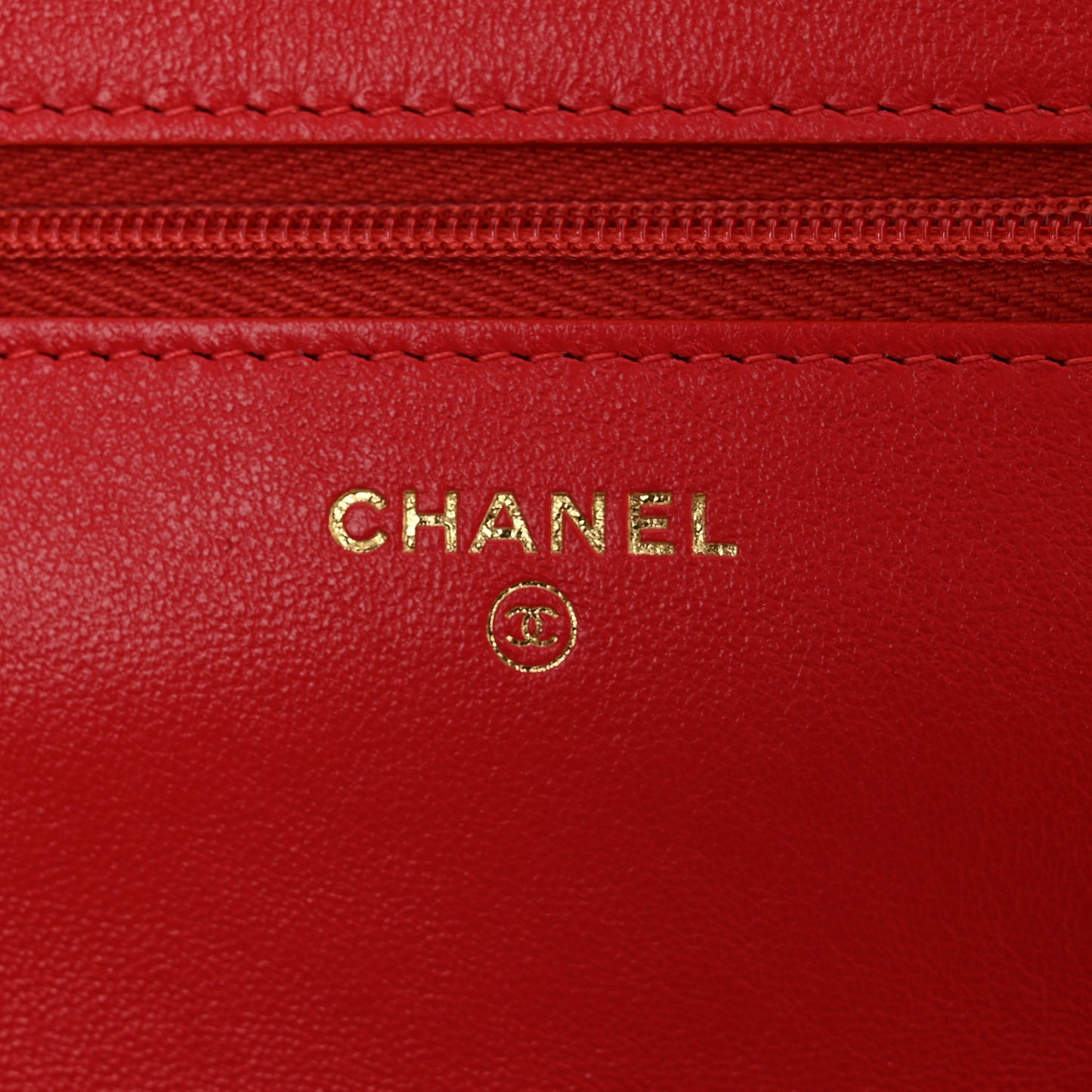 Lambskin Resin Quilted Wallet On Chain WOC Red
