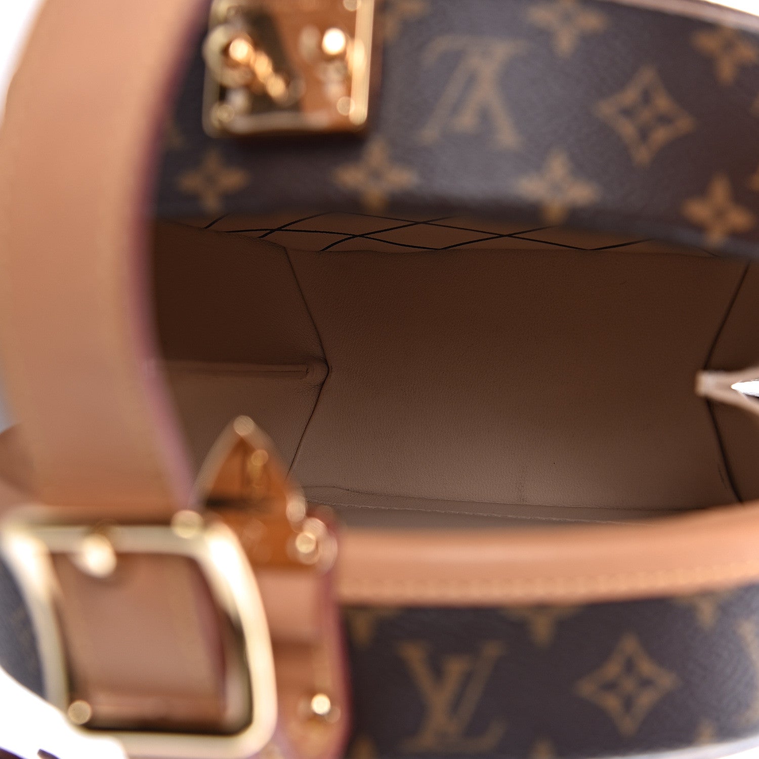 Louis Vuitton Monogram Petite Boite Chapeau 7 of 9