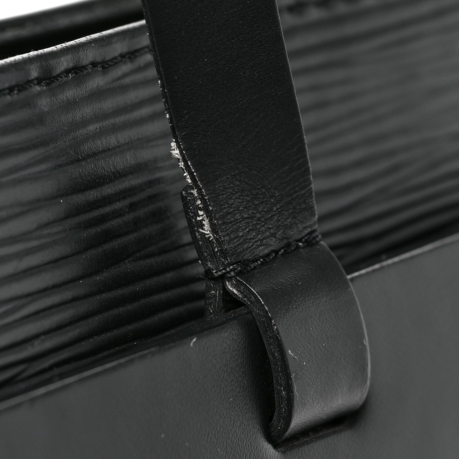 Louis Vuitton Epi Croisette PM Black 11 of 12