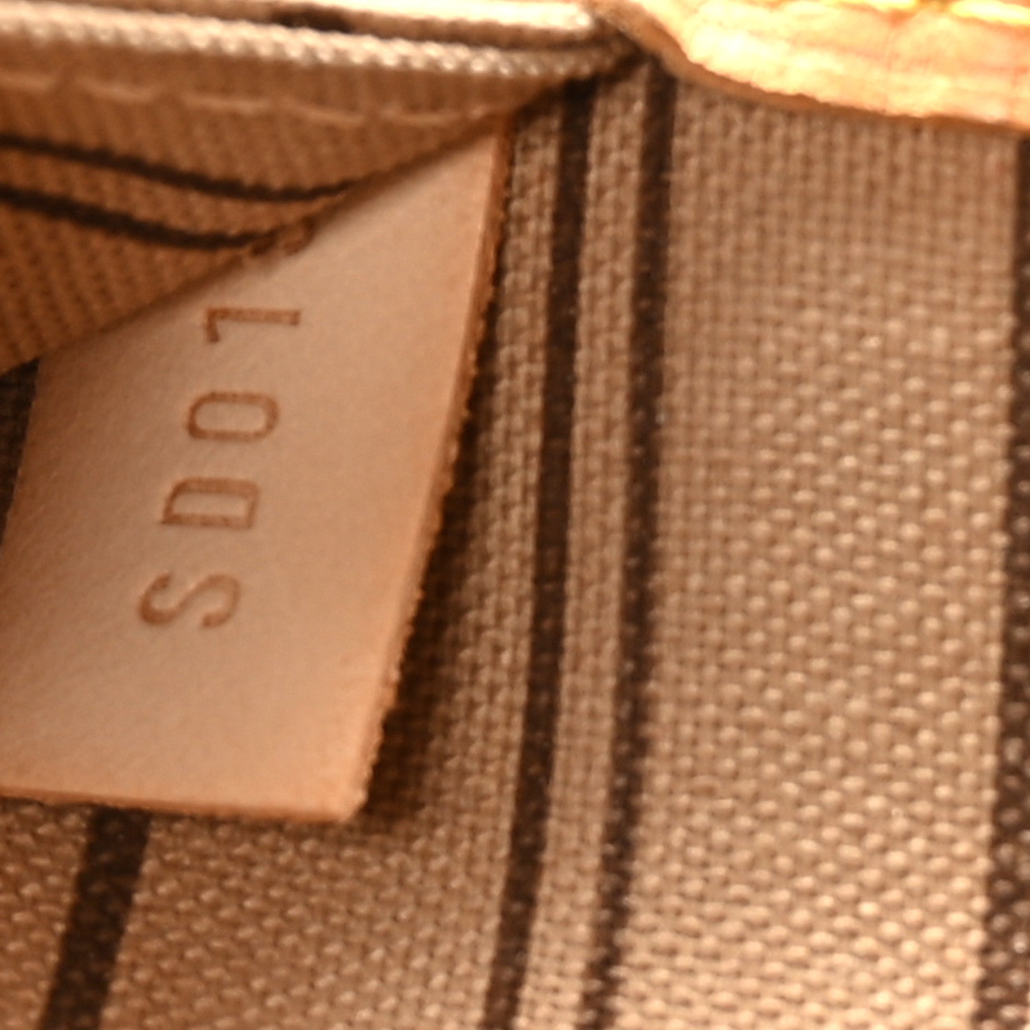 Louis Vuitton Monogram Neverfull MM 7 of 9