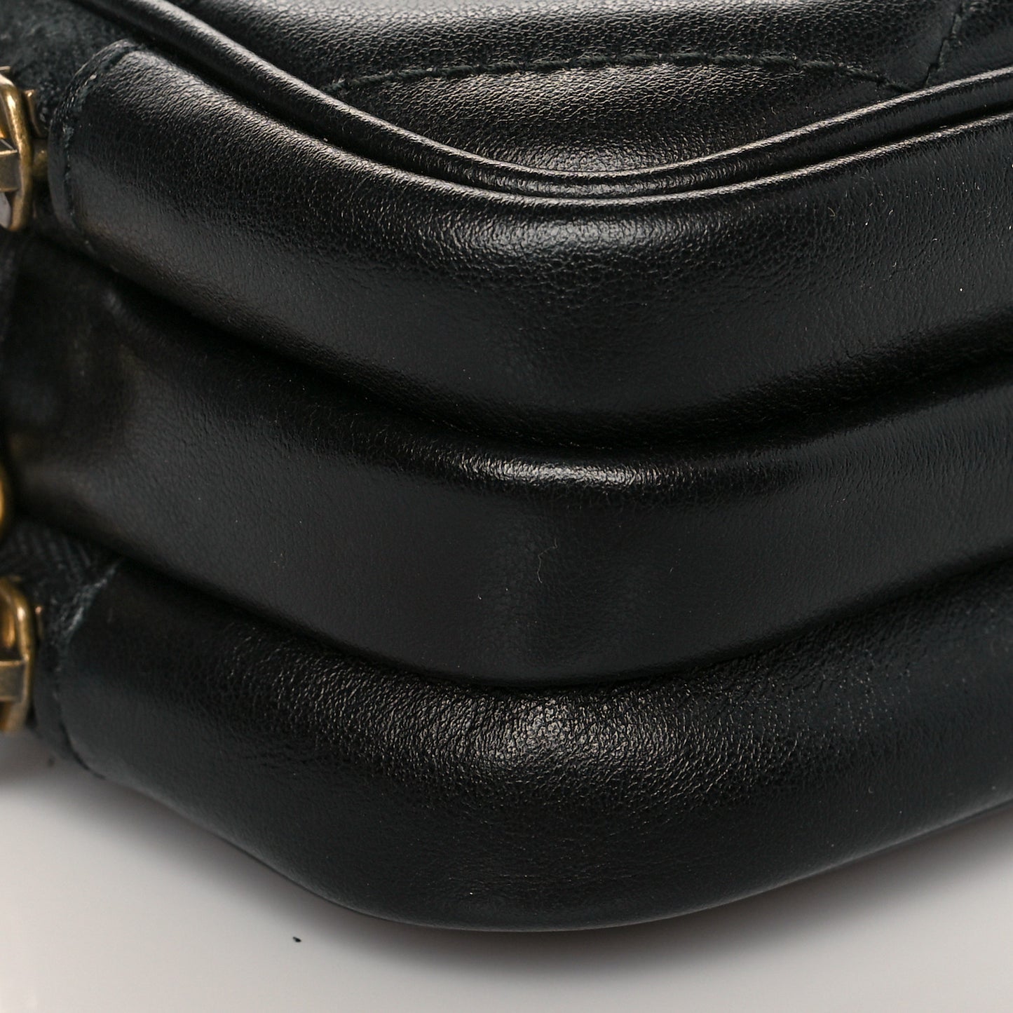 Calfskin Matelasse Mini GG Marmont Chain Crossbody Bag Black