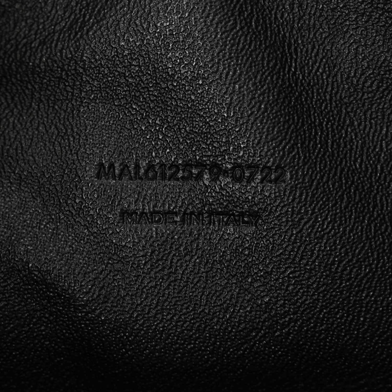 Saint Laurent Grain De Poudre Matelasse Monogram Mini Lou Camera Bag Light Sage 7 of 11