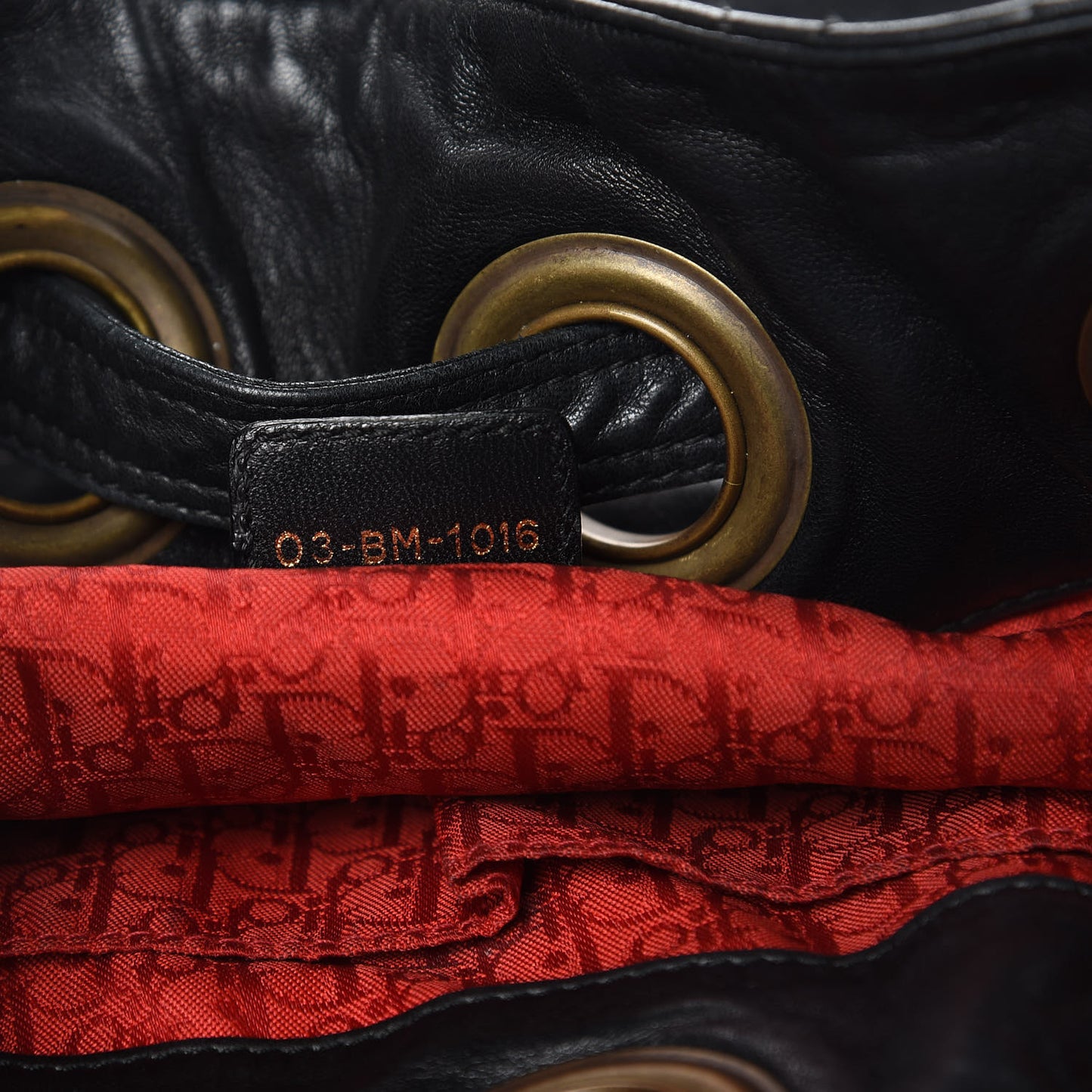 Lambskin Cannage Drawstring Bag Black