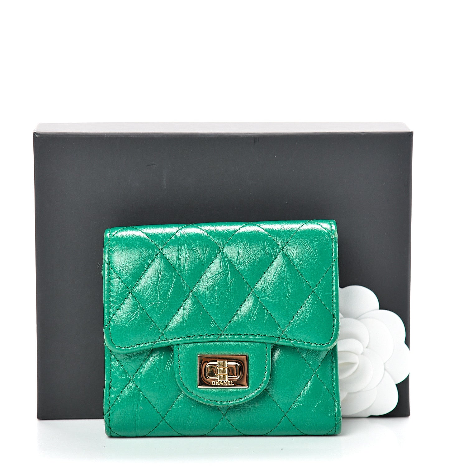 Chanel Aged Calfskin Quilted Reissue Compact Wallet Green 9 of 9