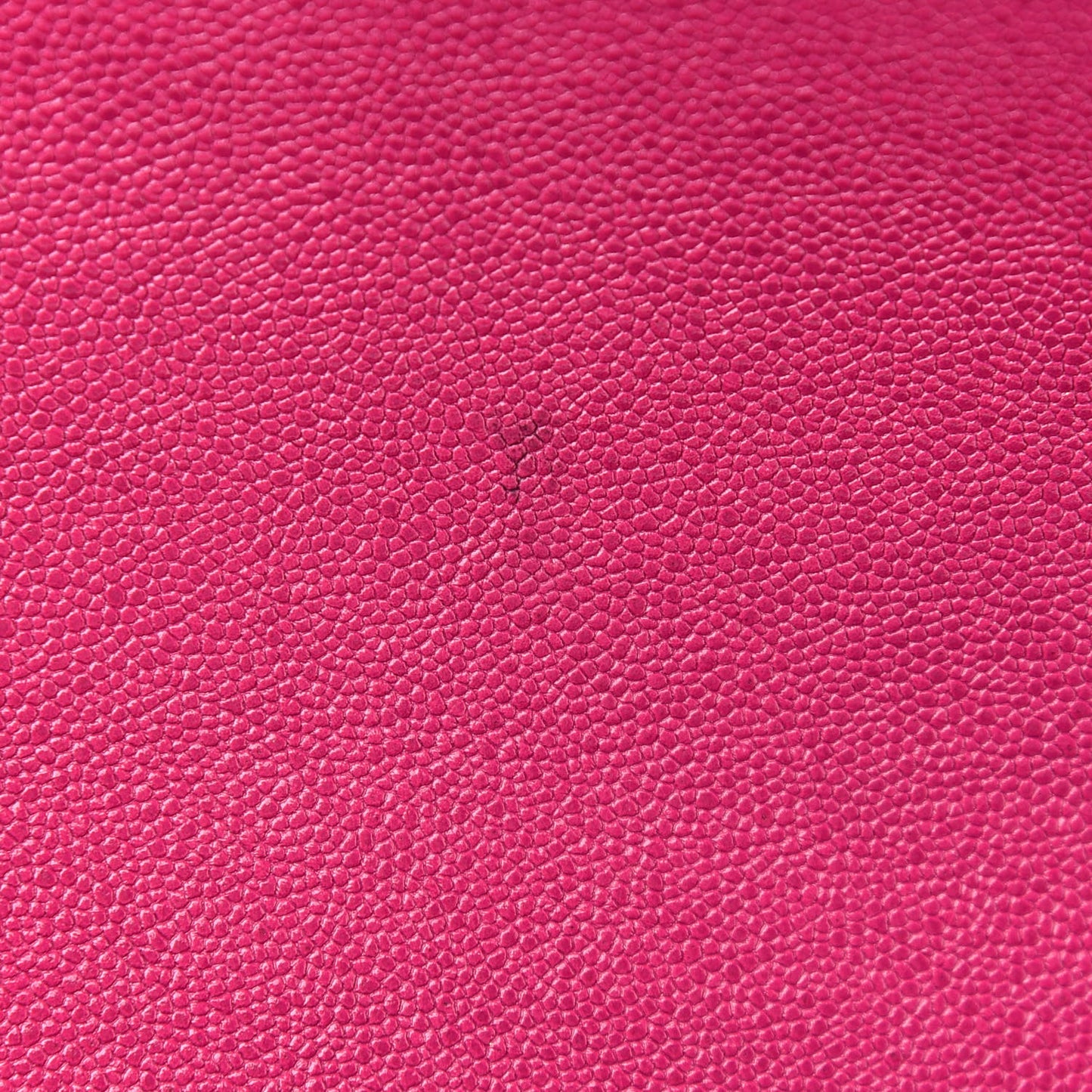 Caviar Quilted Medium Boy Flap Fuchsia