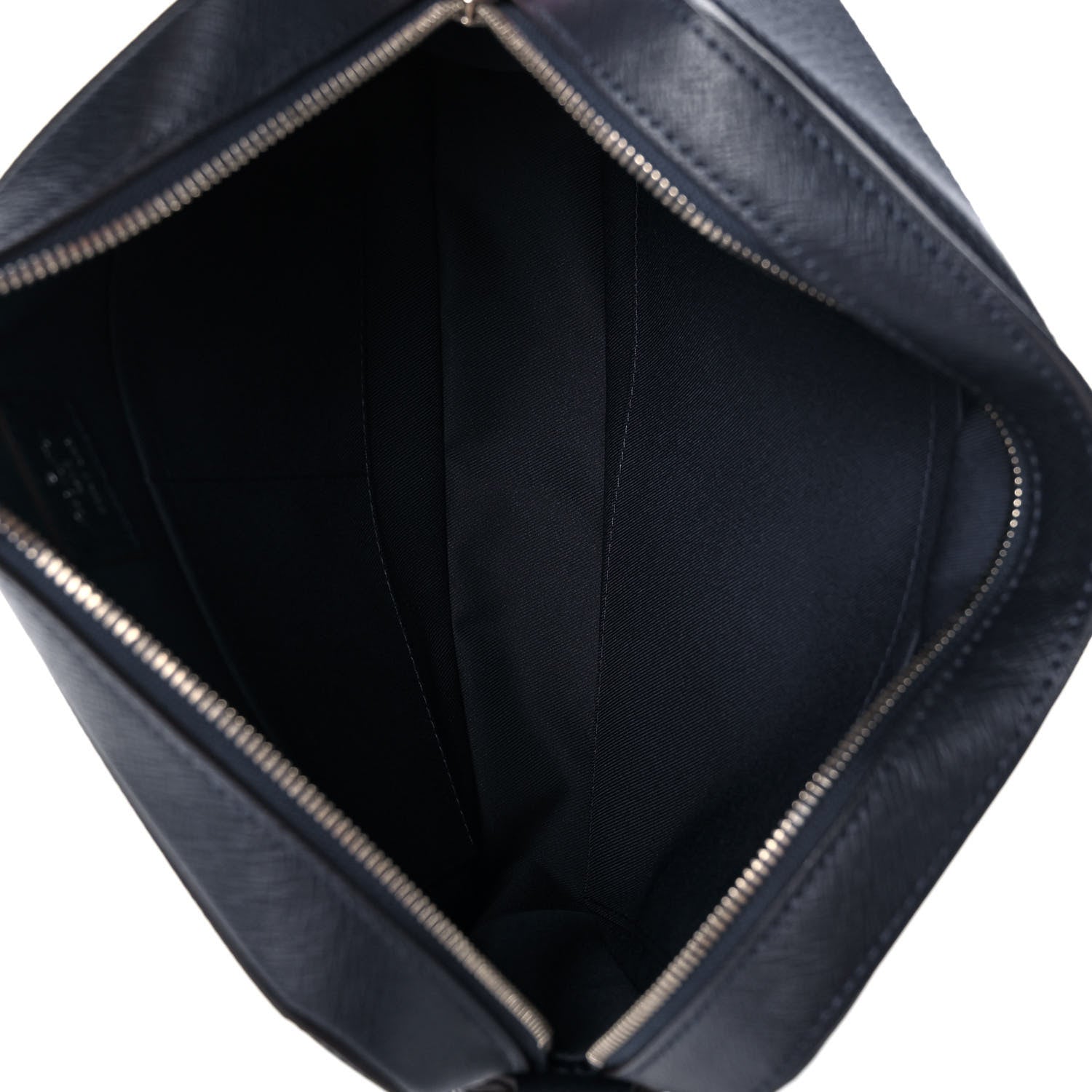 Louis Vuitton Taiga Anton Messenger PM Ocean 4 of 9